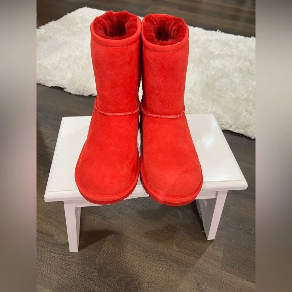 UGG Unisex-Child K Classic li Fashion Boot